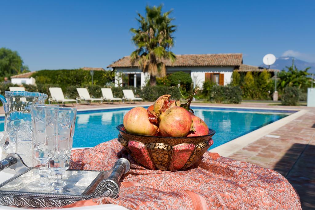 הוילה מיסטרביאנקו Orange Park - Agriturismo מראה חיצוני תמונה